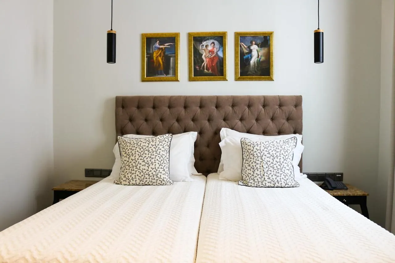 9 Muses Hotel Larnaca 2*,  Cipro